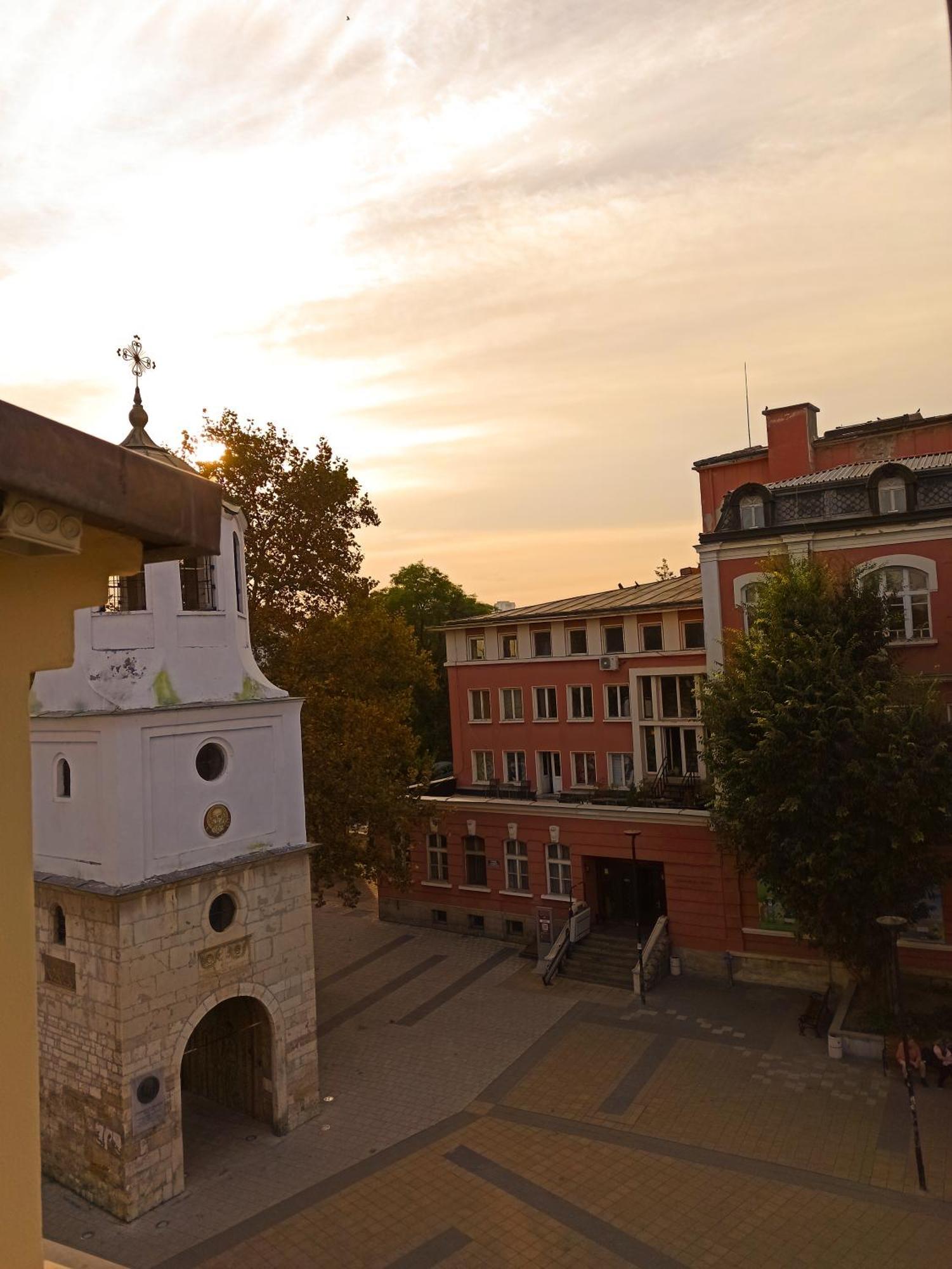 Хотел Театъръ Hotel Pleven Exterior foto