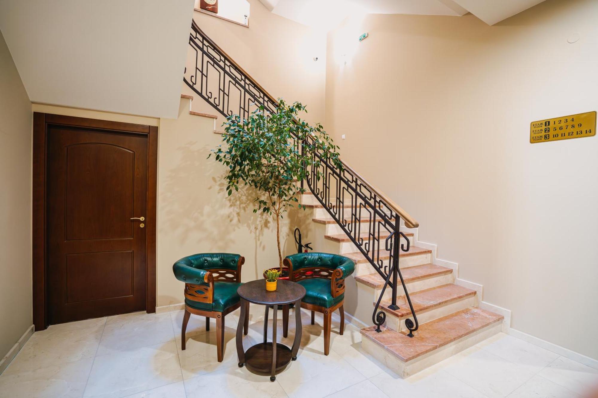 Хотел Театъръ Hotel Pleven Exterior foto