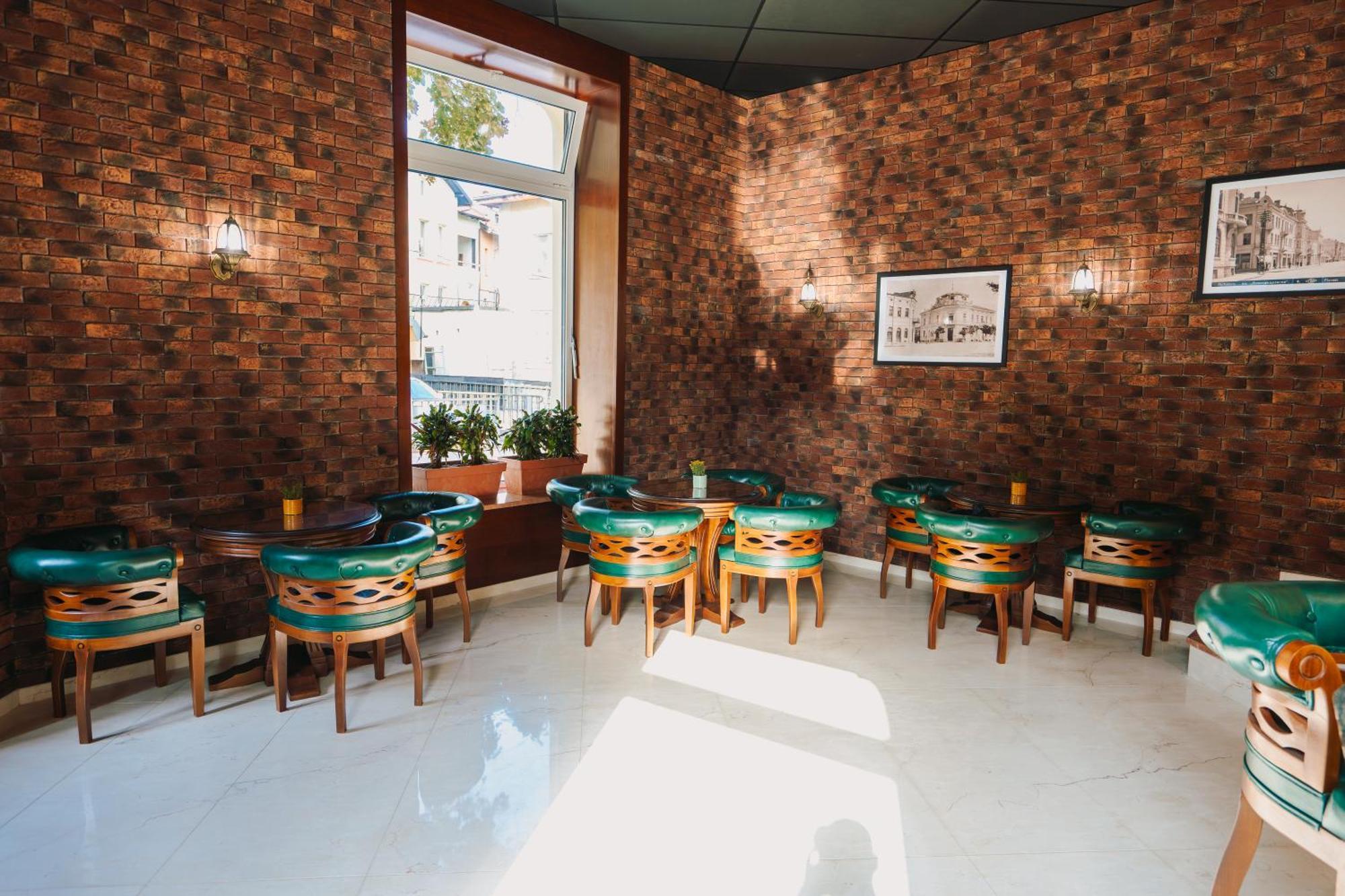Хотел Театъръ Hotel Pleven Exterior foto